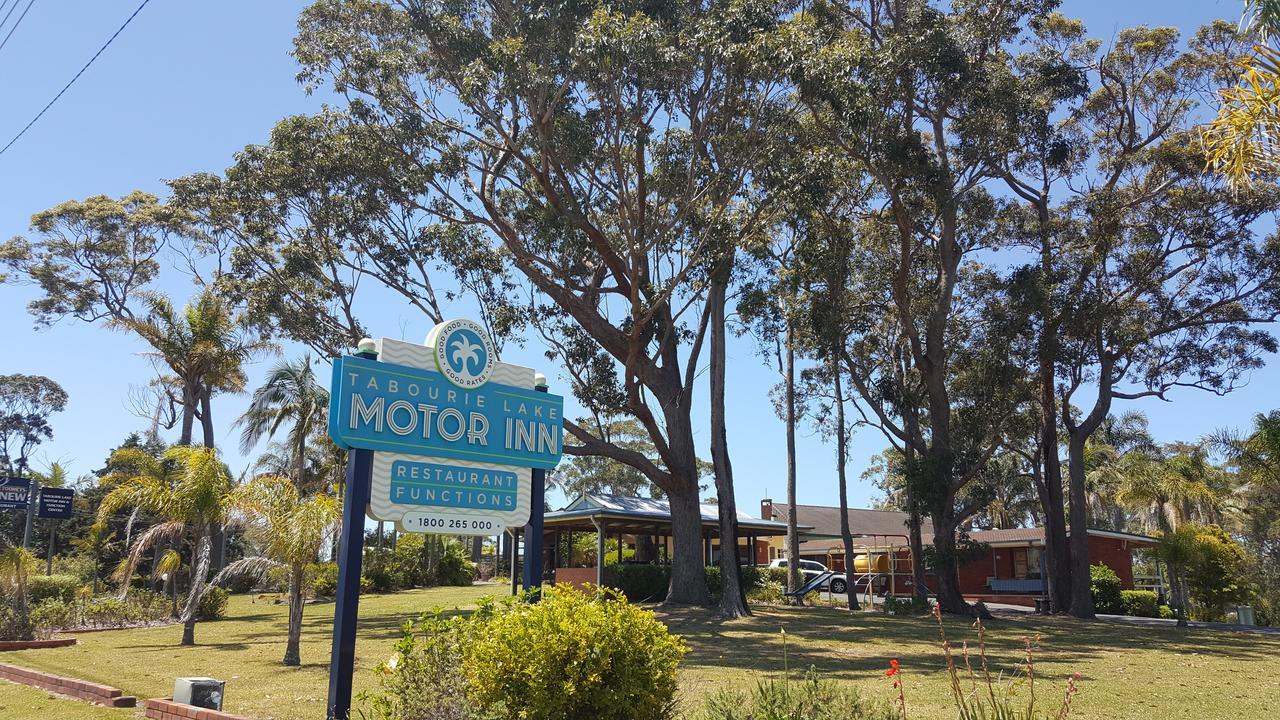 Tabourie Lake Motor Inn Dış mekan fotoğraf